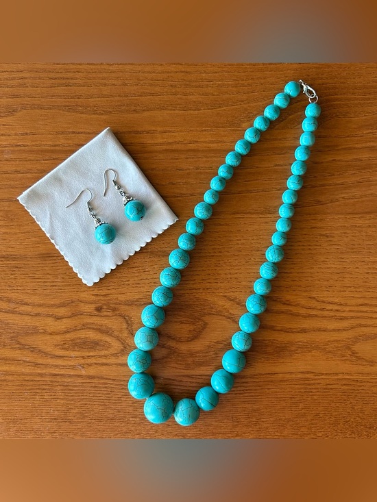 Jewelry - Turquoise Howlite Beaded Necklace and Earrings